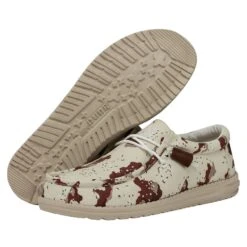 Wally Camouflage - Desert Camo 10 Wally Camouflage - Desert Camo -Heydude Shoes 40004 979 WALLYCAMOUFLAGE DESERTCAMO PAIRBOTTOM