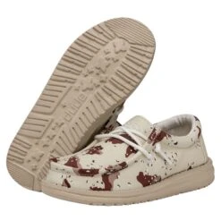 Wally Youth Camouflage - Desert Camo 10 Wally Youth Camouflage - Desert Camo -Heydude Shoes 40042 979 WALLYYOUTHCAMOUFLAGE DESERTCAMO PAIRBOTTOM