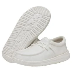 Wally Youth Slub Canvas - White 10 Wally Youth Slub Canvas - White -Heydude Shoes 40044 100 WALLYYOUTHSLUBCANVAS WHITE PAIRBOTTOM