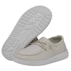 Wendy Youth Star - Snowcap 10 Wendy Youth Star - Snowcap -Heydude Shoes 40110 1K7 WENDYYOUTHSTAR SNOWCAP PAIRBOTTOM